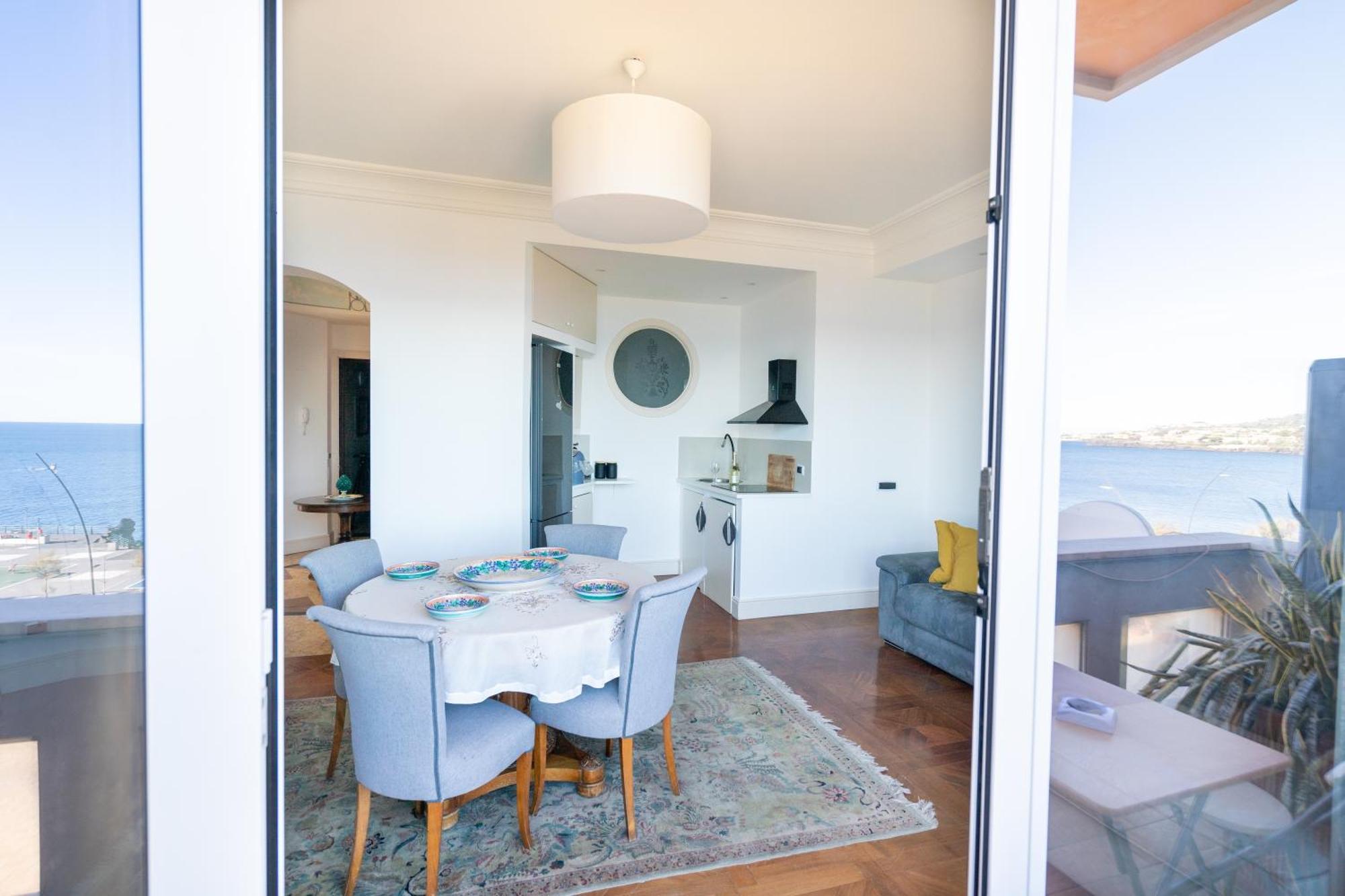 Perla Marina Sea View * CTA