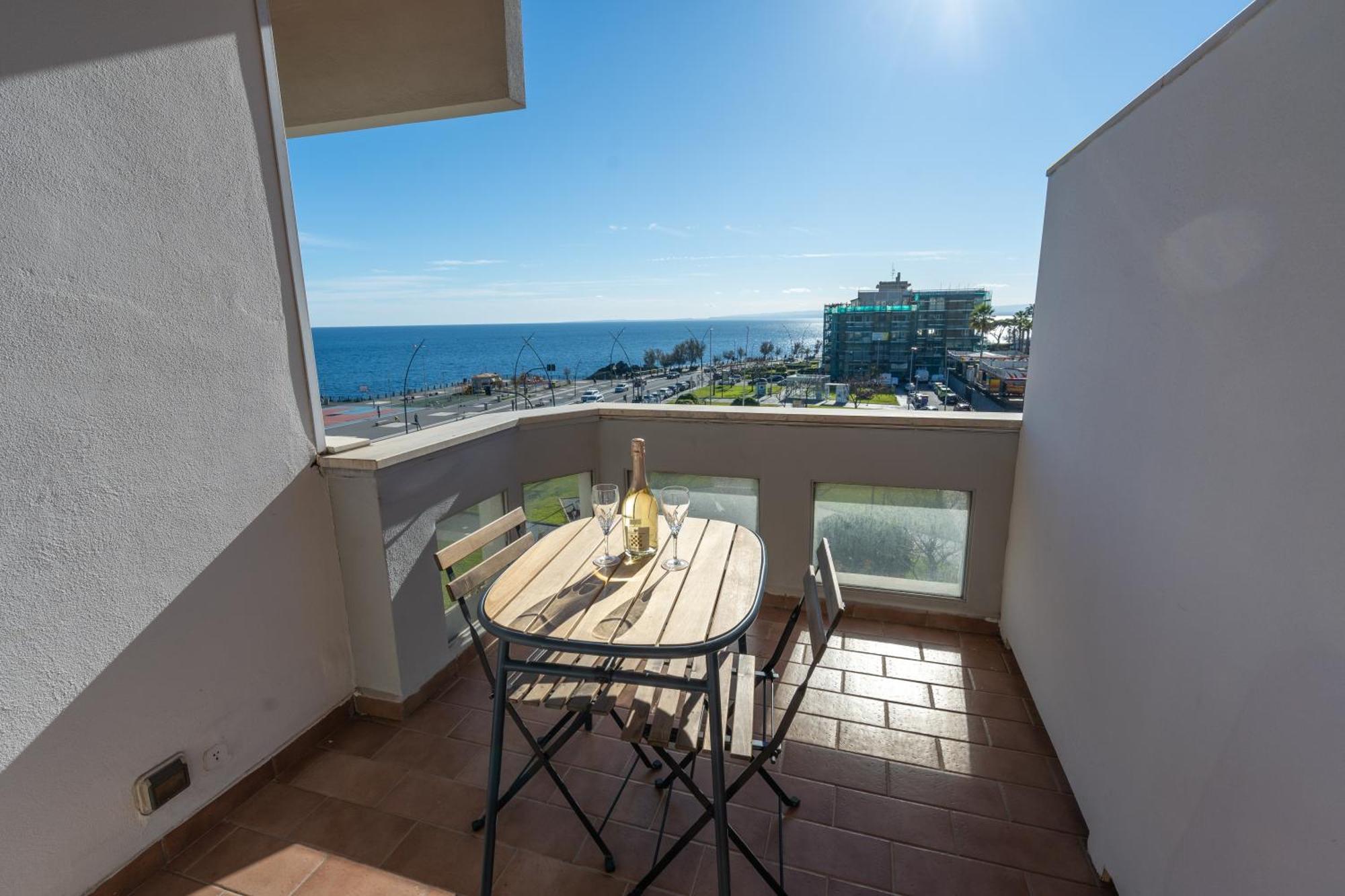 Perla Marina Sea View *