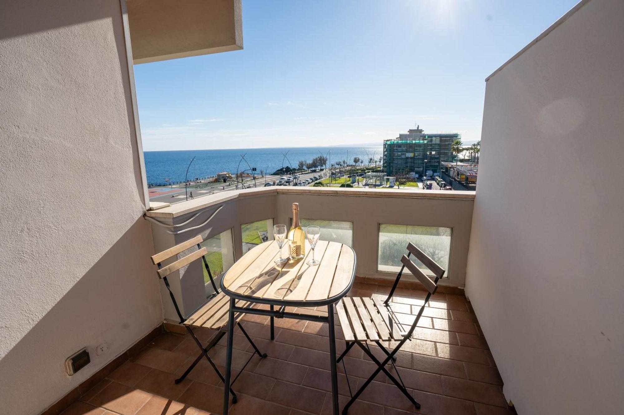 Perla Marina Sea View Apartment