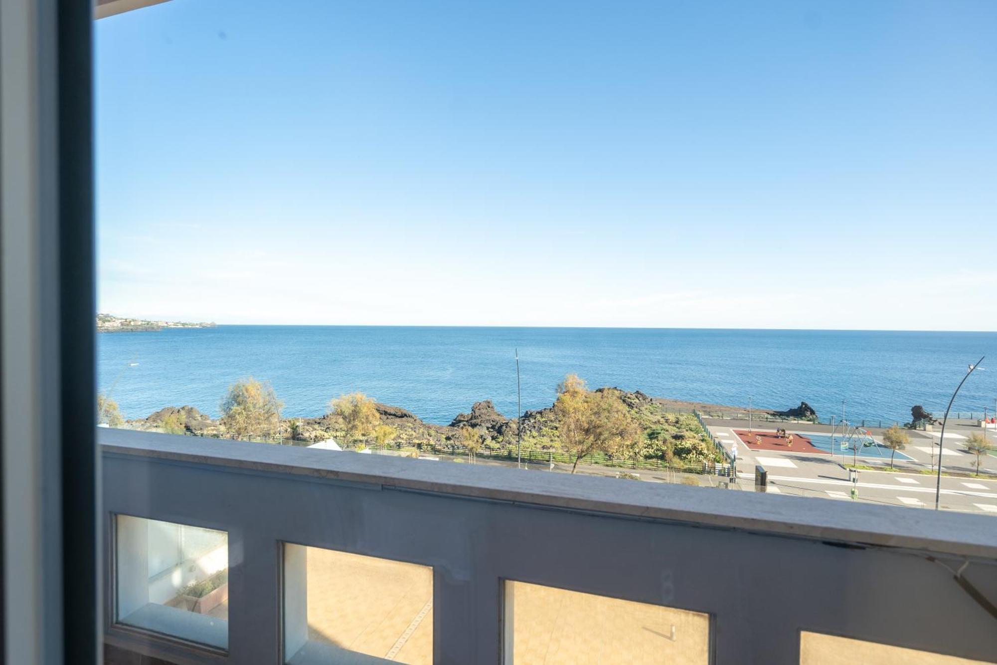 Perla Marina Sea View